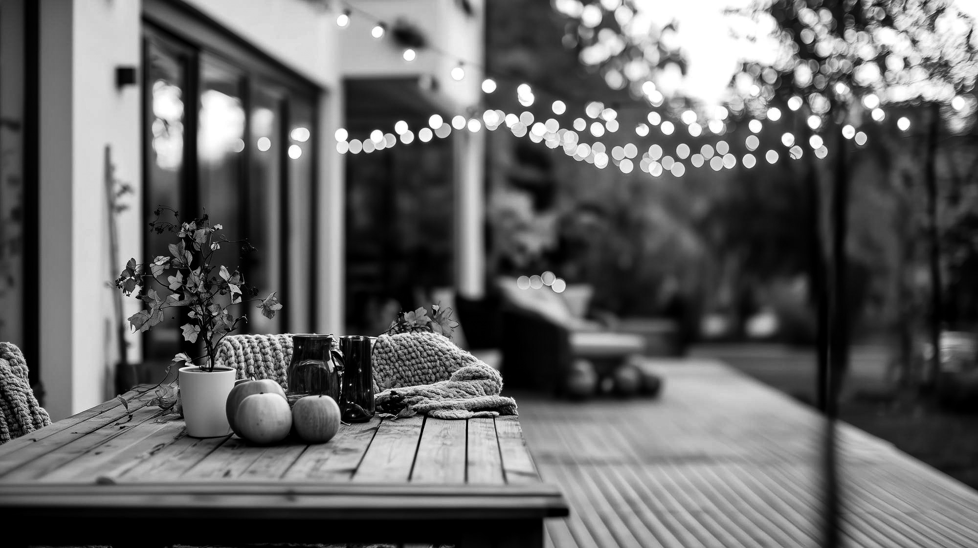 Slow Fall Evening Routine: Your Cozy Night Reset
